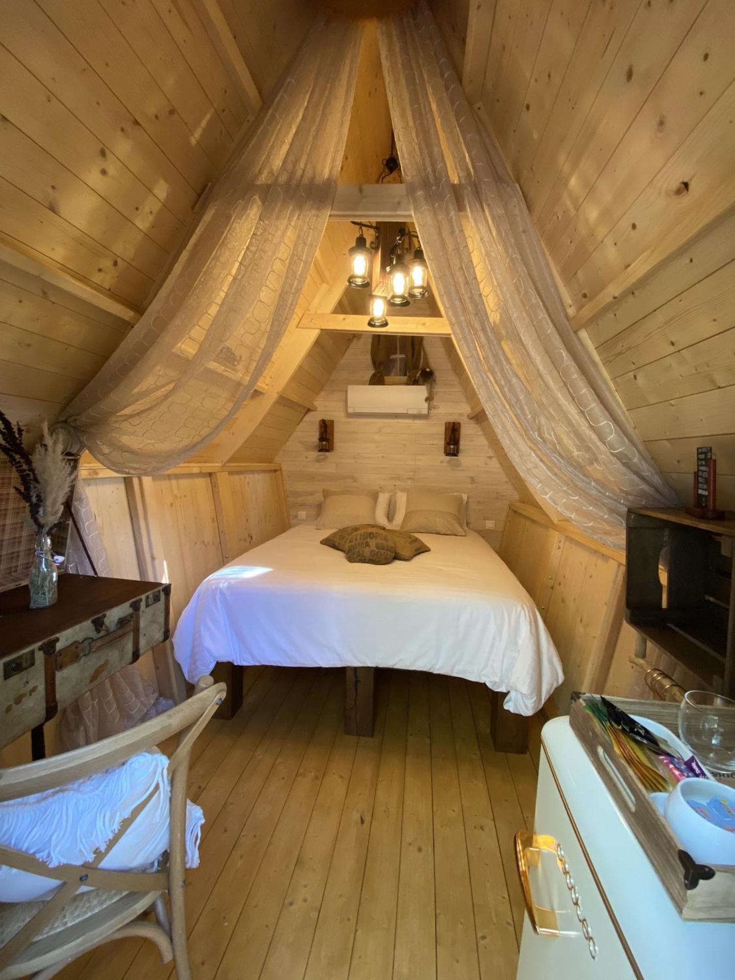 Bed and Breakfast Mas Del Flor Villelongue-dels-Monts Номер фото