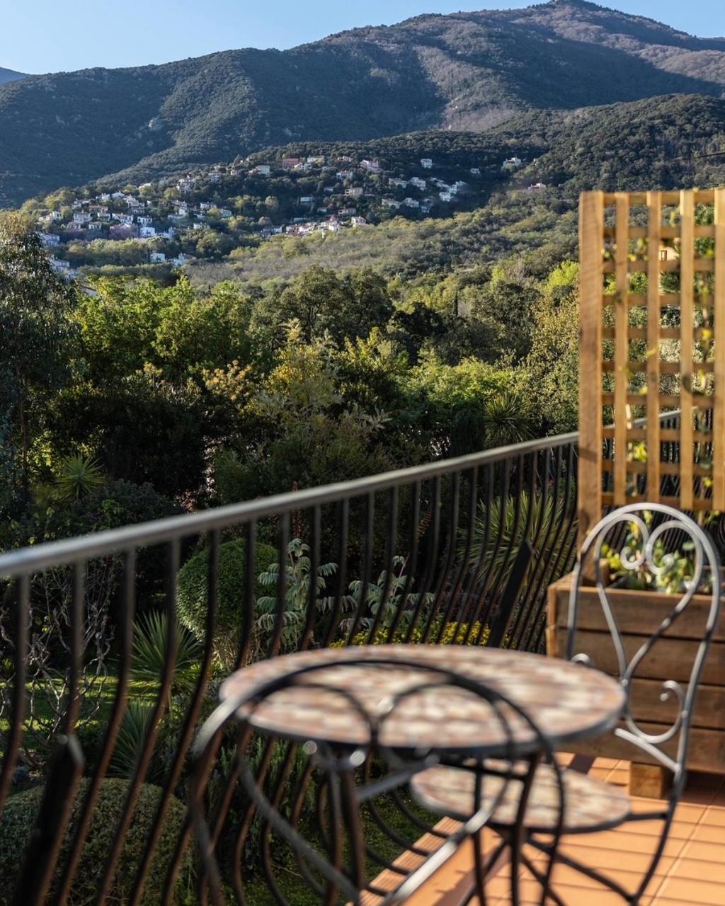 Bed and Breakfast Mas Del Flor Villelongue-dels-Monts Екстер'єр фото