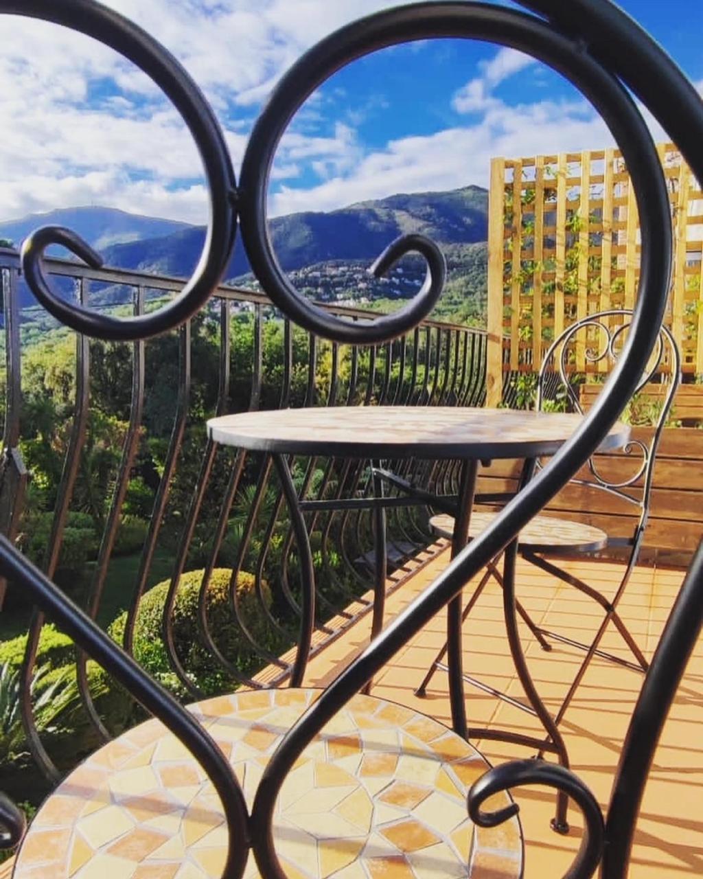 Bed and Breakfast Mas Del Flor Villelongue-dels-Monts Екстер'єр фото